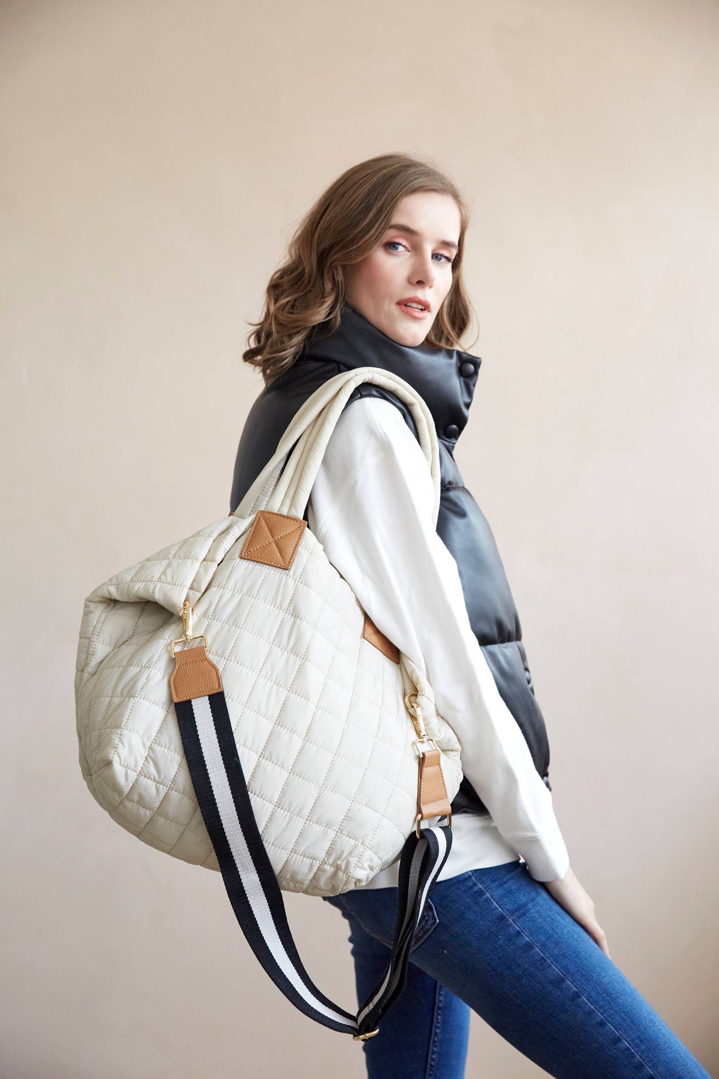 Ezra Tote - Ivory