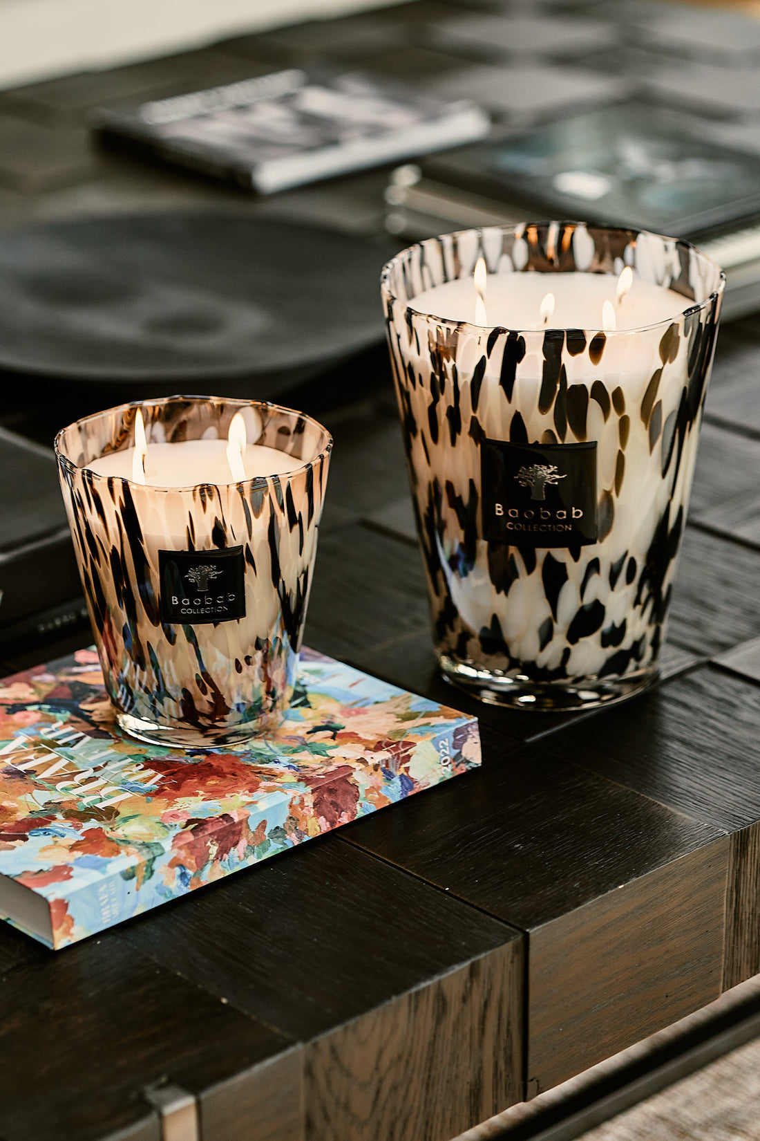 Pearls Black Candle