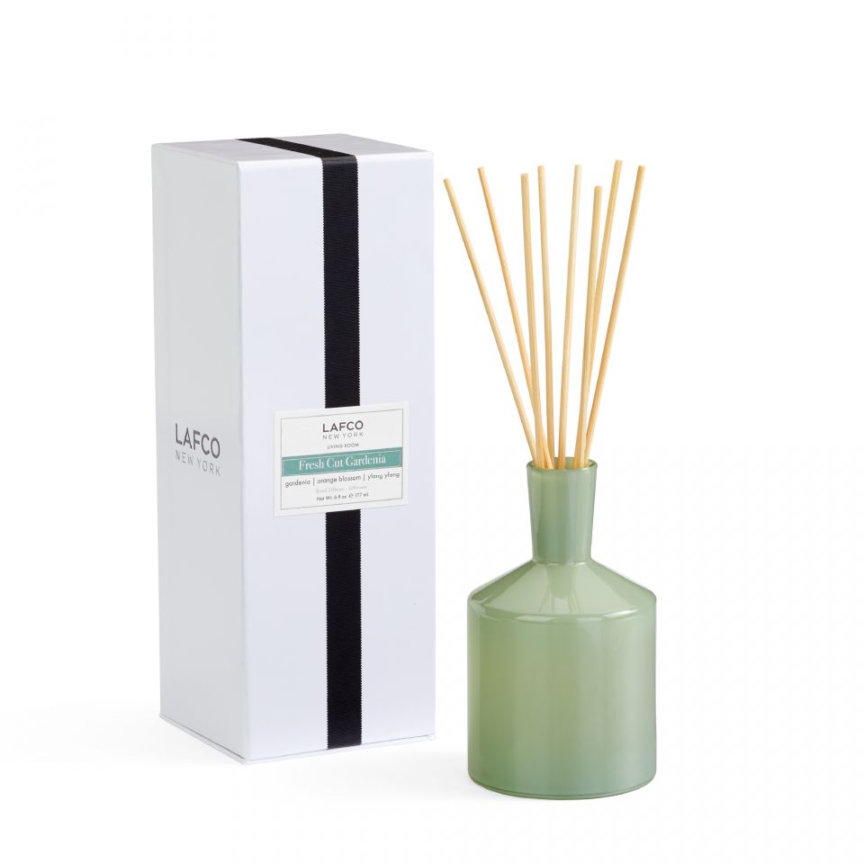 Fresh Cut Gardenia Classic Reed Diffuser - Living Room
