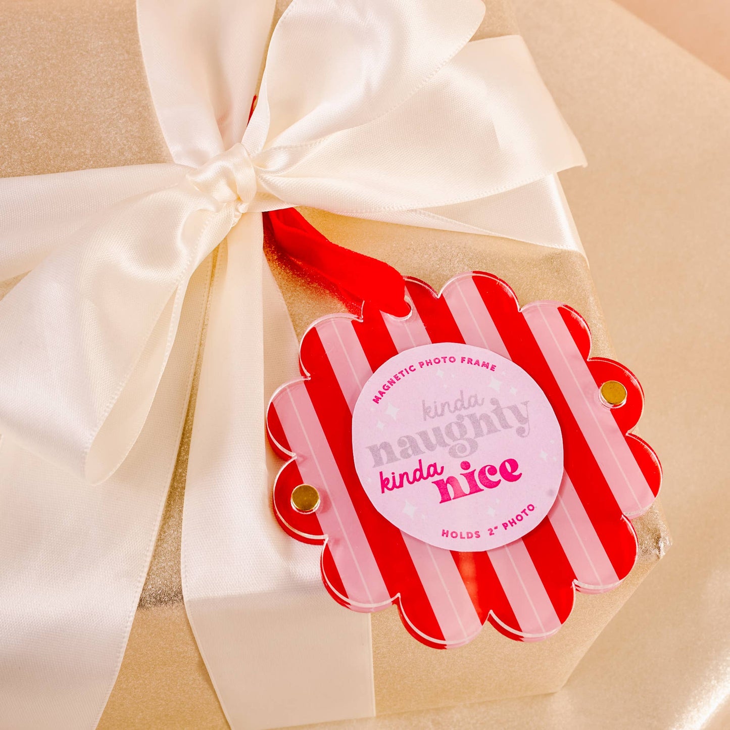 Scalloped Round Picture Frame Ornament-Peppermint Stripes
