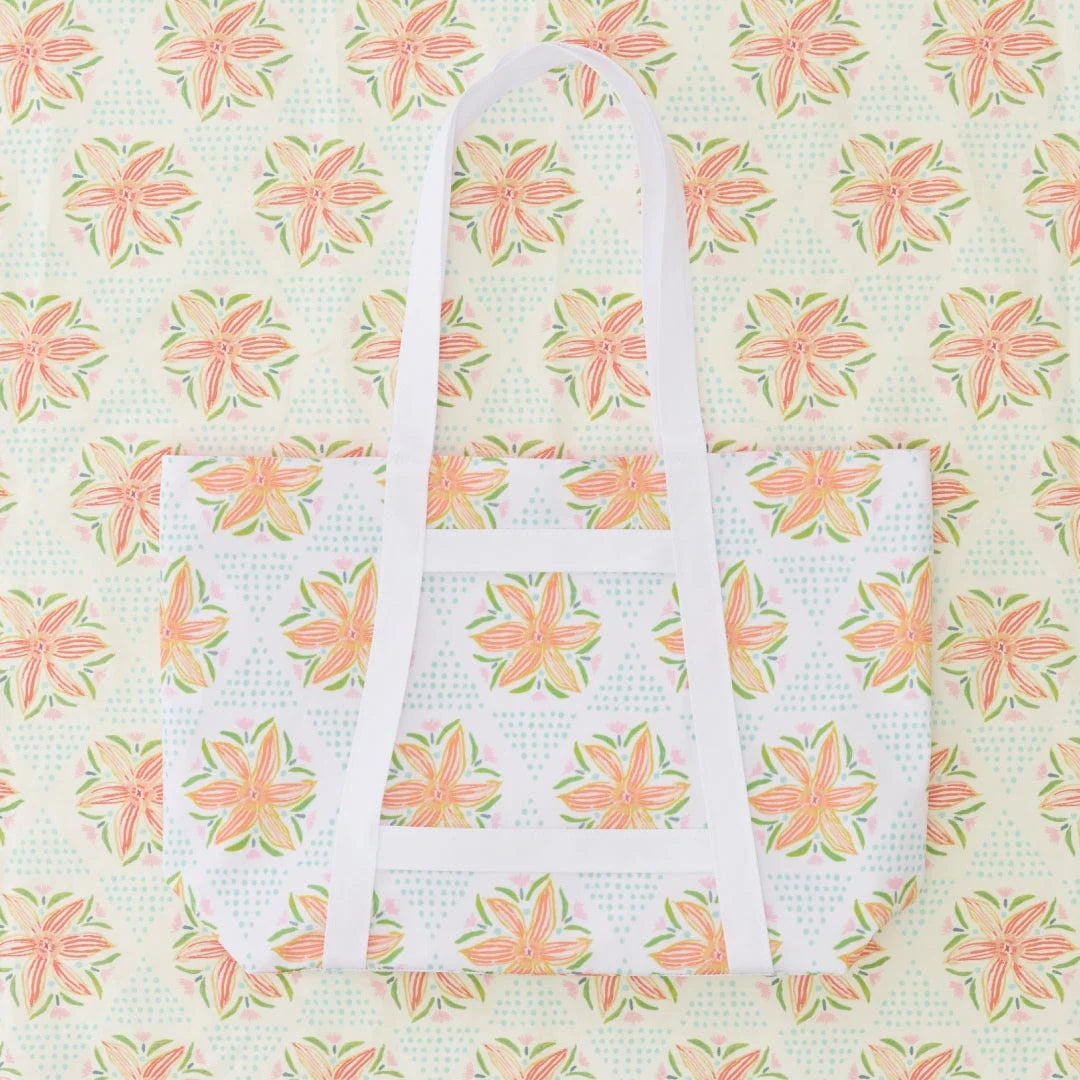 Weezie Hat Holding Beach Tote - Lulie Savannah