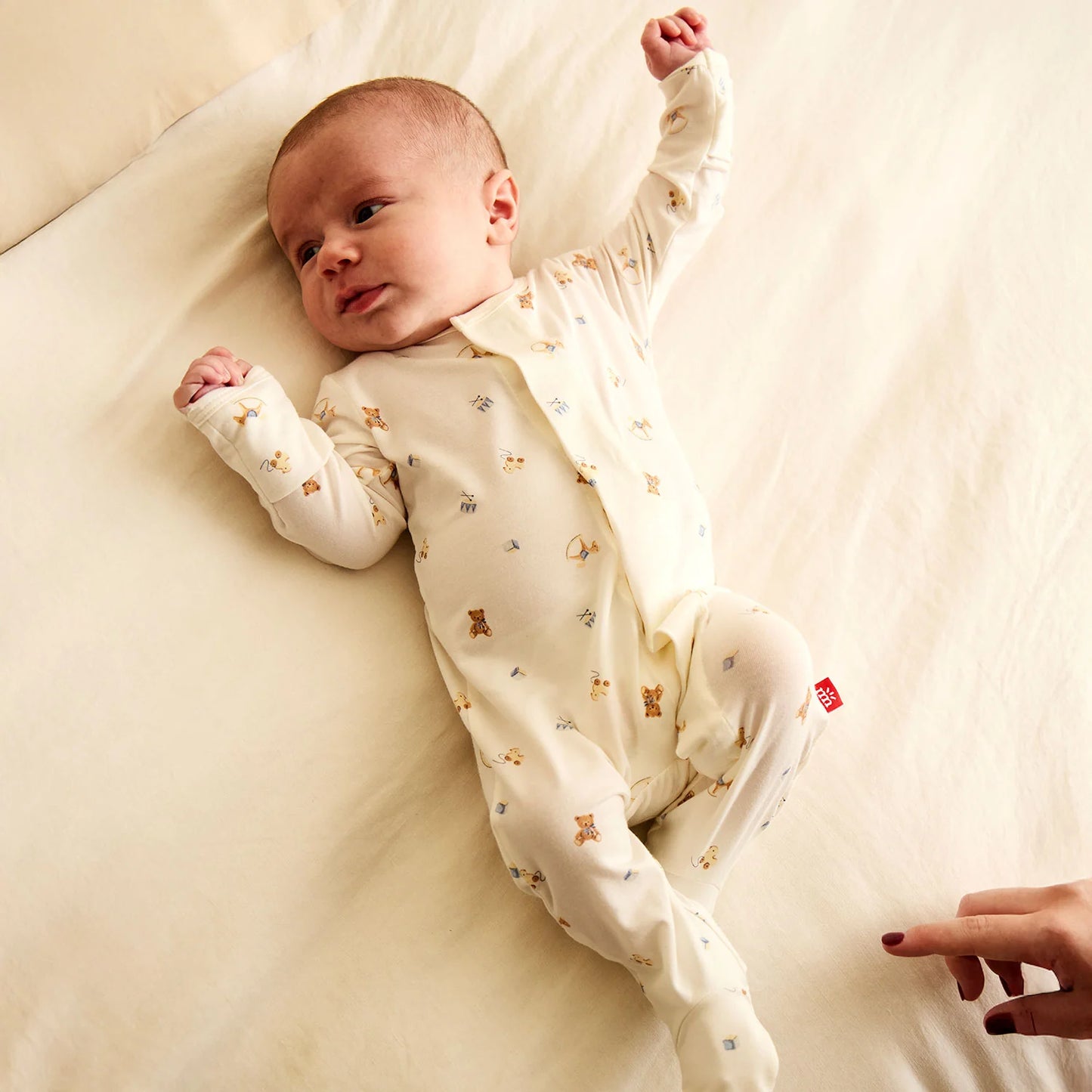 Lullaby Lane Magnetic Footie