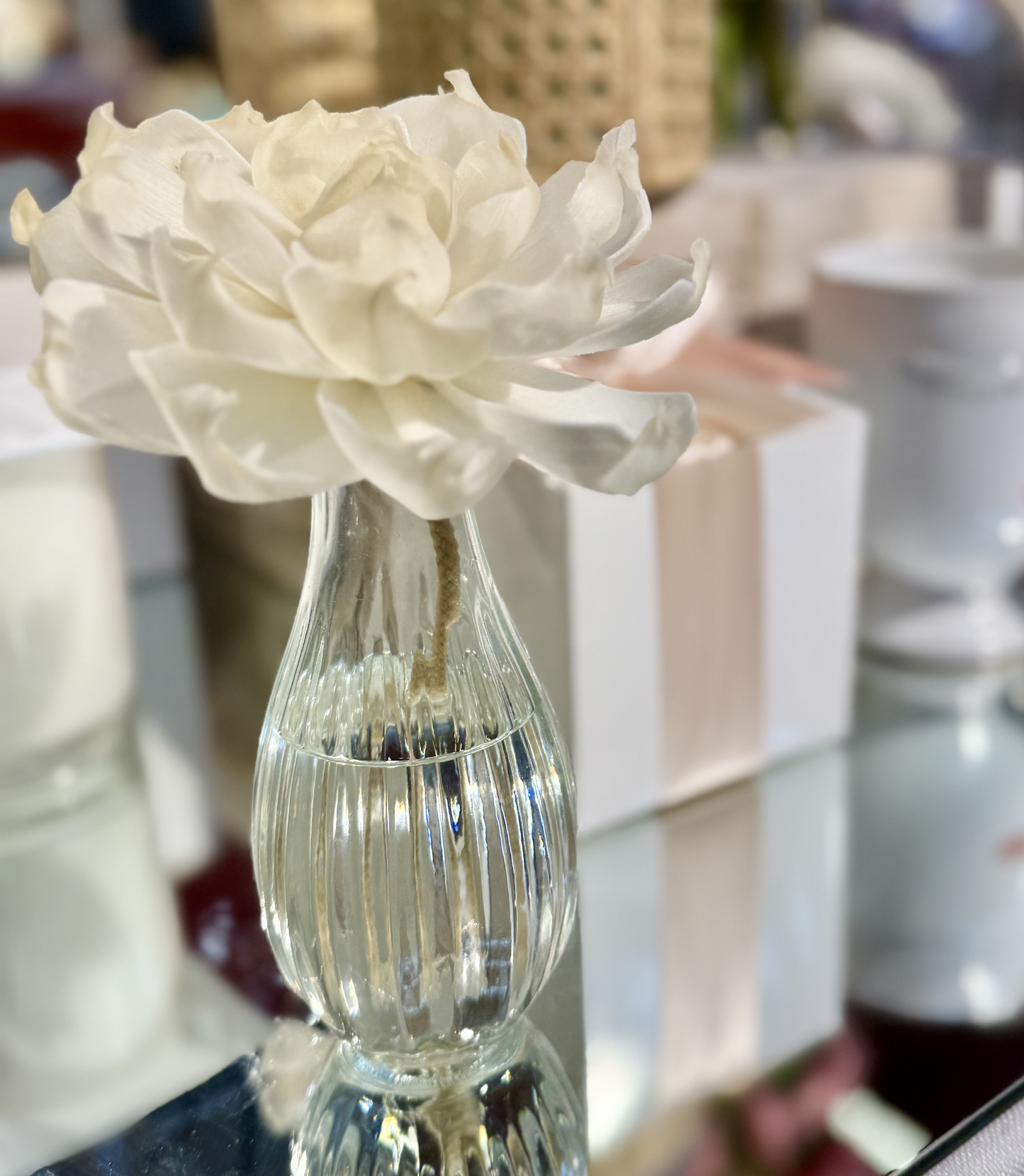 Reba Rose Large Blossom Diffuser