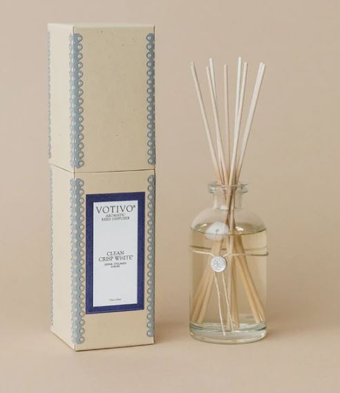 Clean Crisp White Reed Diffuser